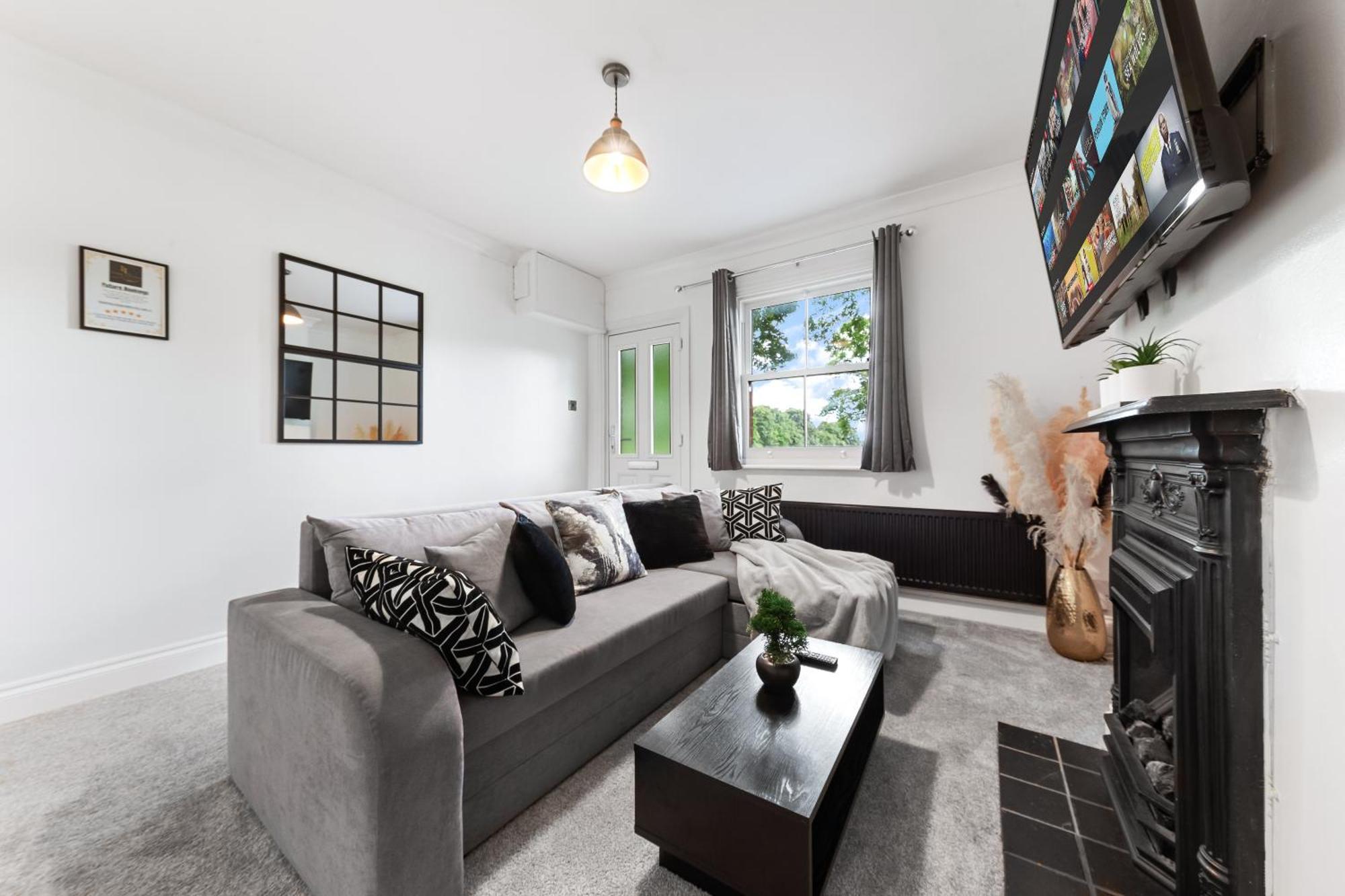 The Hogwarts Retreat - Cinema Room - Special May Offer - 25Th - 31St Watford  Exterior foto