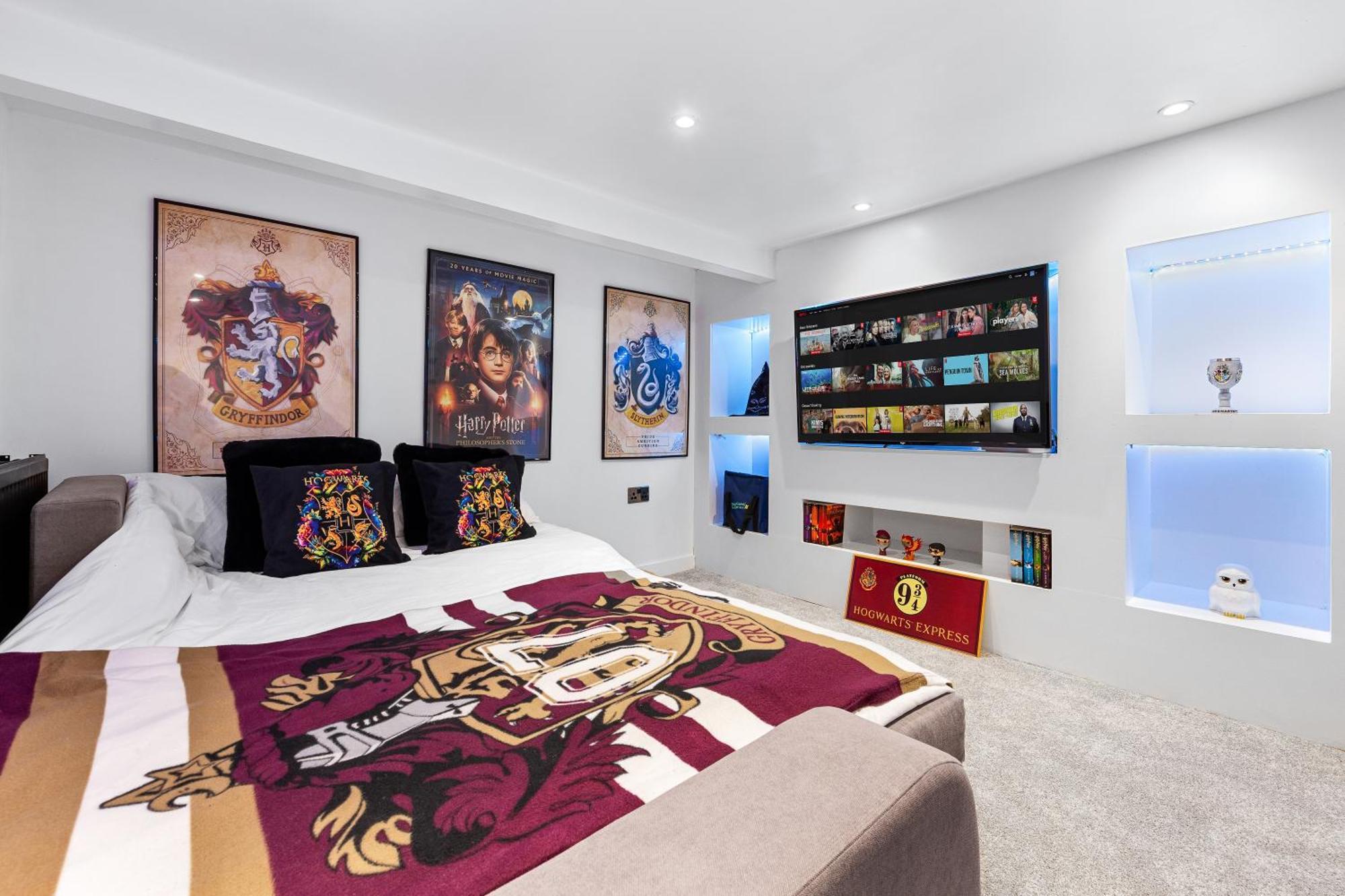 The Hogwarts Retreat - Cinema Room - Special May Offer - 25Th - 31St Watford  Exterior foto